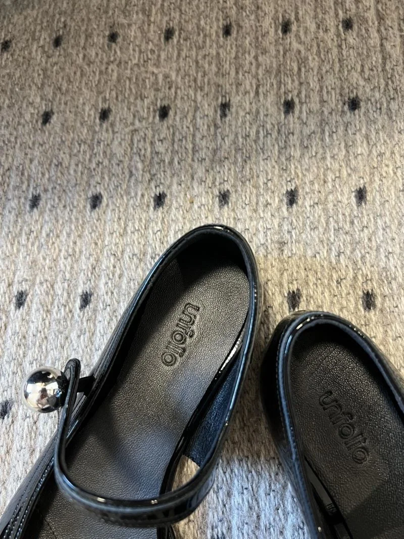 Unfolio Shoes Sleek 7168