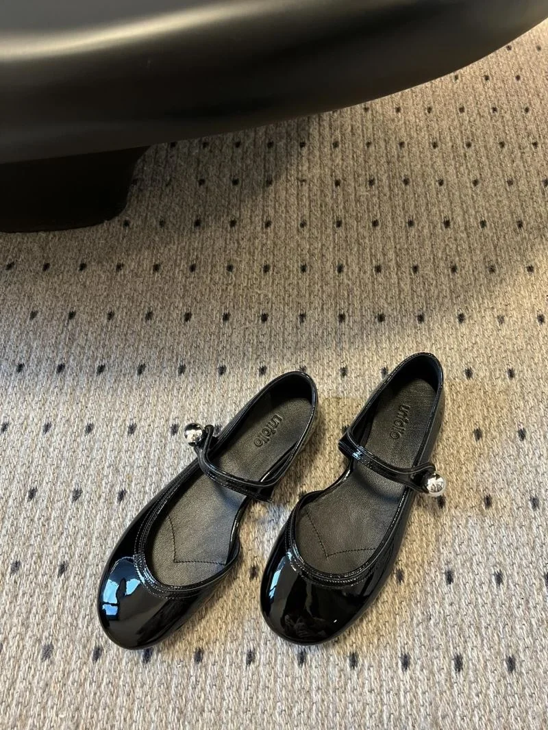 Unfolio Shoes Sleek 7168