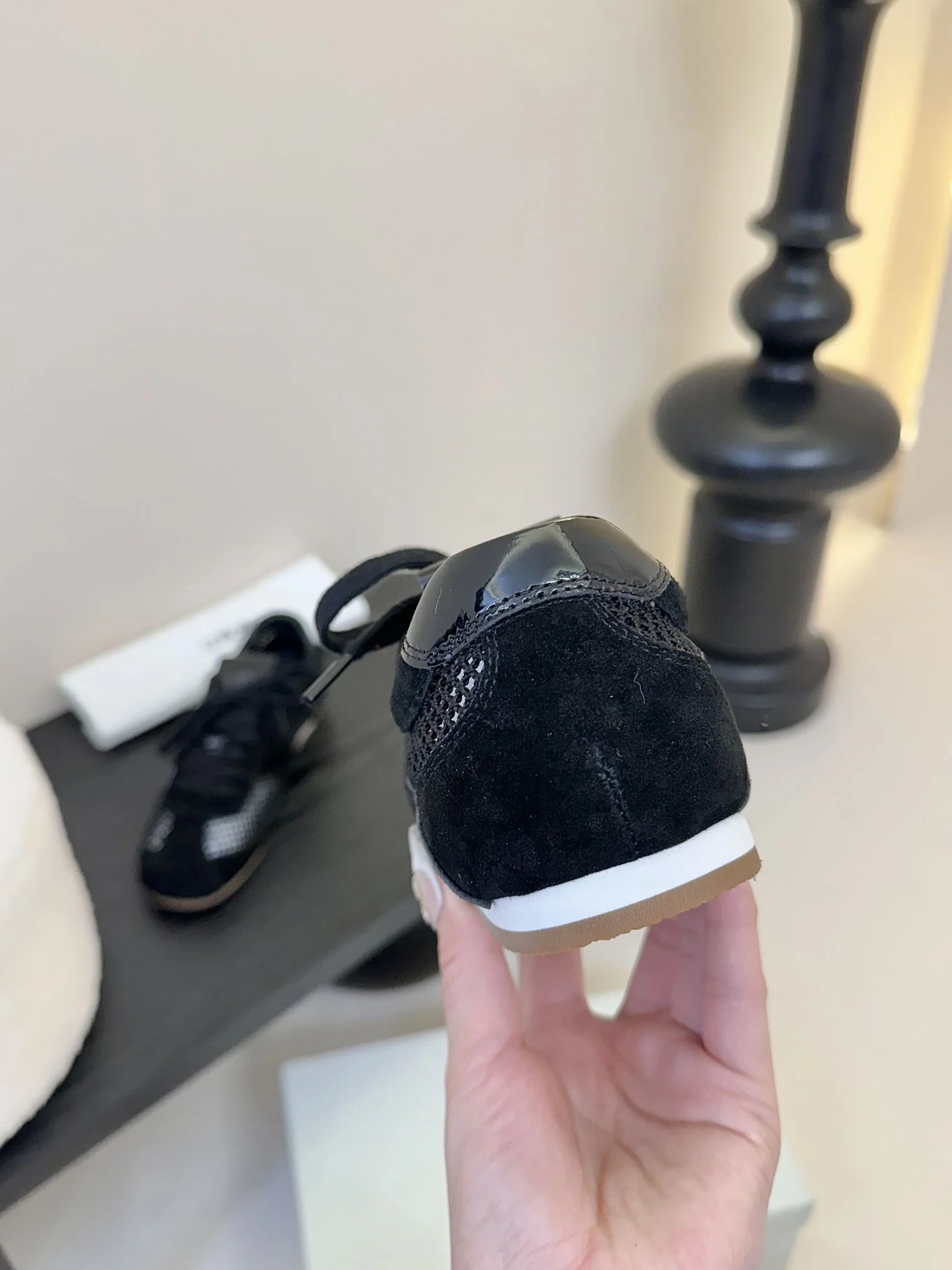 Unfolio Shoes Sleek 7114