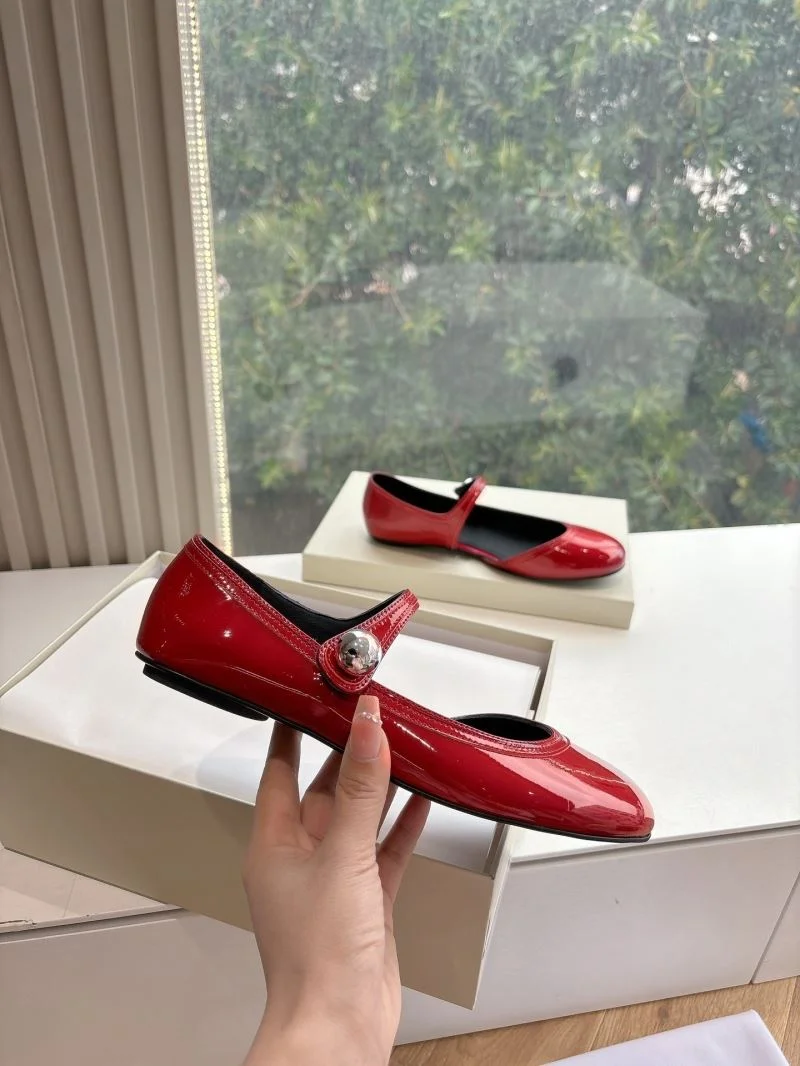 Supportive Unfolio Shoes 8701