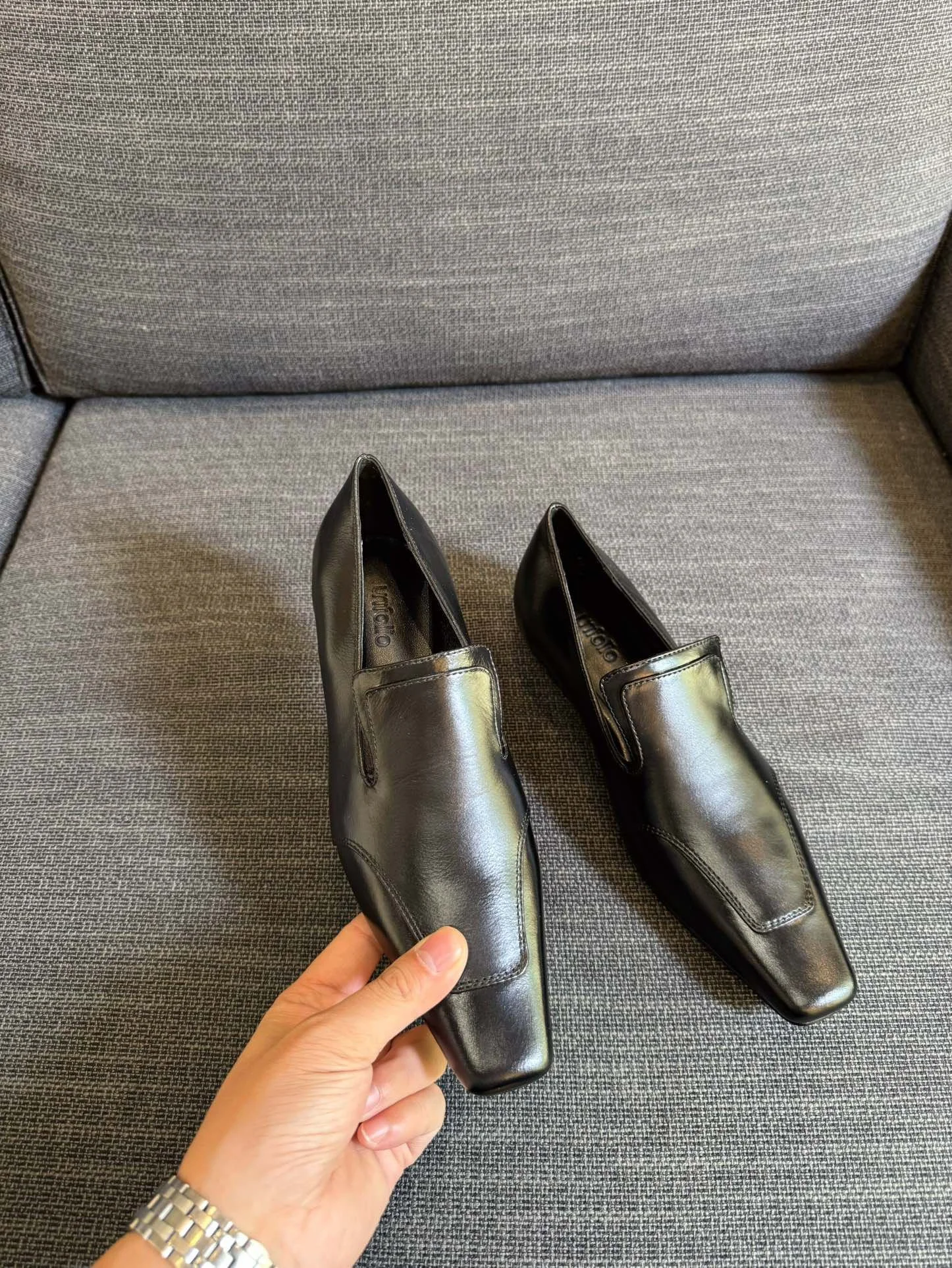 Stylish Unfolio Shoes 5750