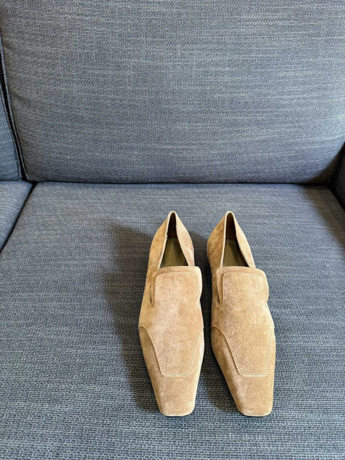 Sophisticated Unfolio Shoes 5765