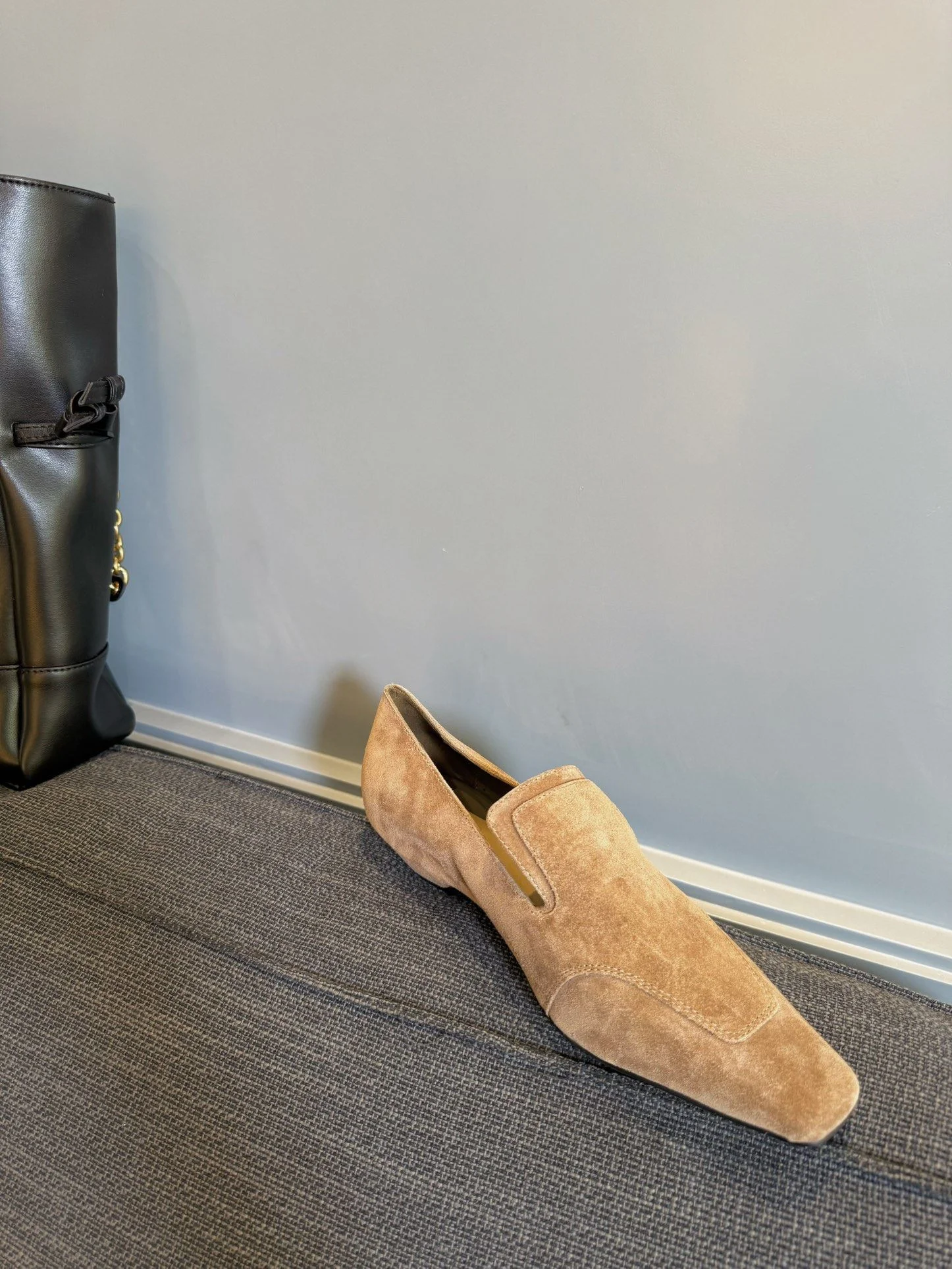Sophisticated Unfolio Shoes 5765