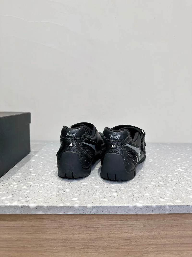 Refined Untitlab Shoes 7103