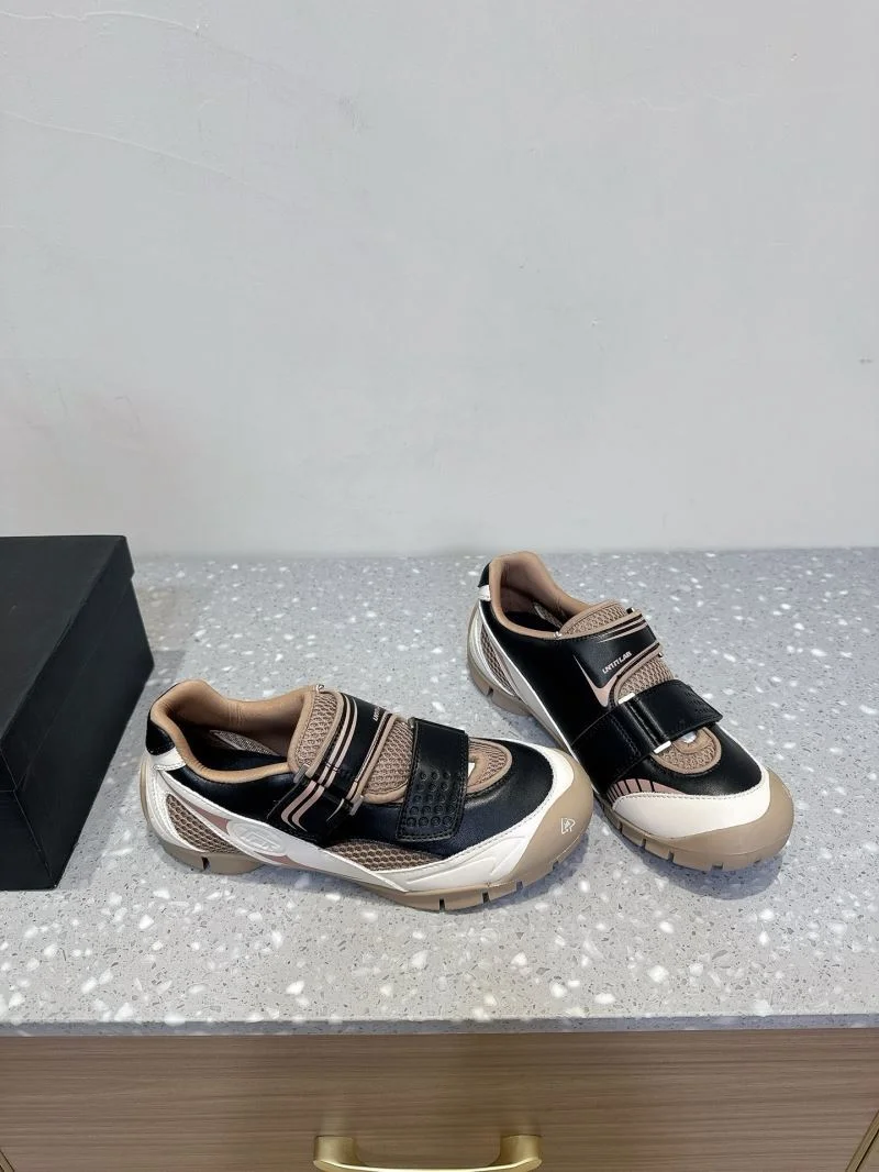 Refined Untitlab Shoes 7116