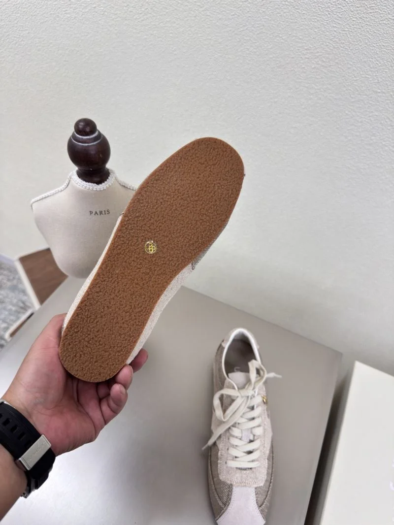 Snug Untitlab Shoes 8698