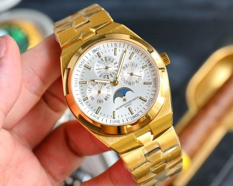 Minimalist VACHERON CONSTANTIN Watches 206595