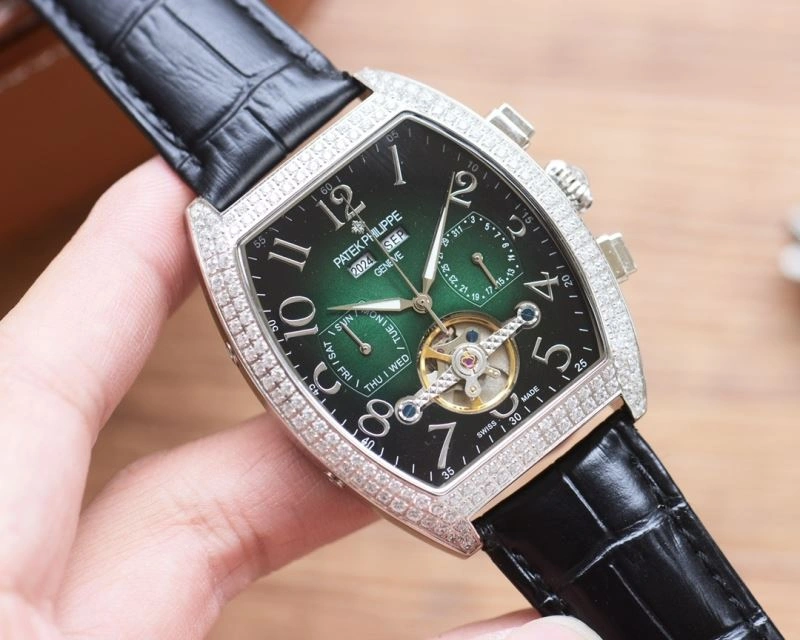 Sleek VACHERON CONSTANTIN Watches 206549