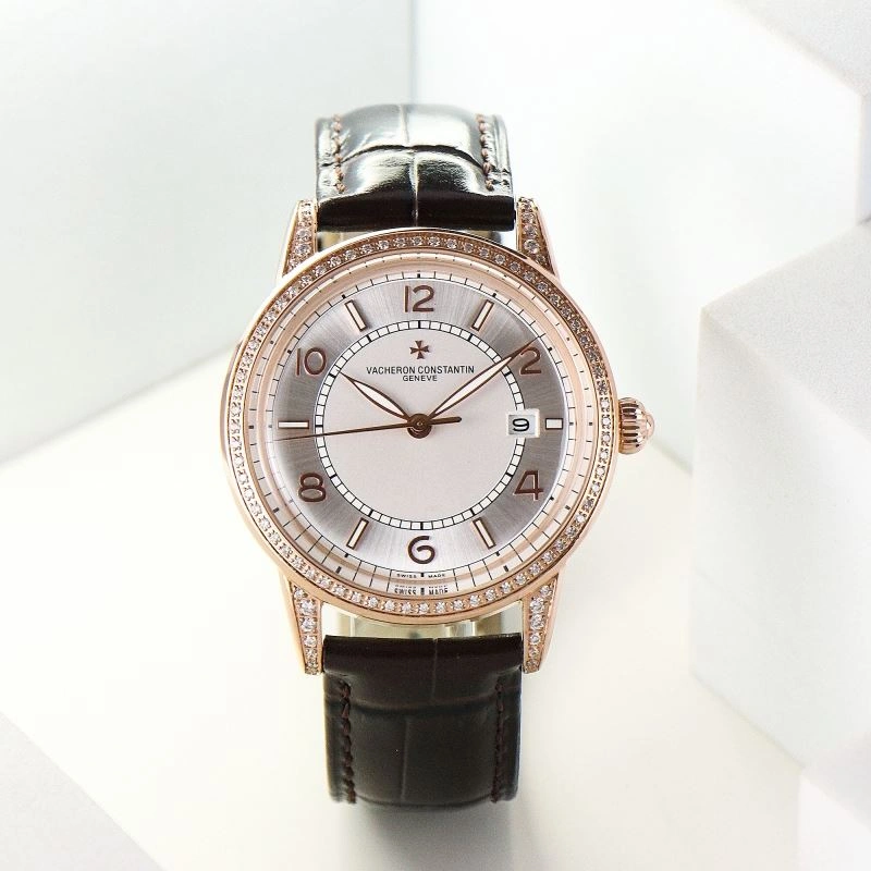 VACHERON CONSTANTIN Watches FashionForward 204395