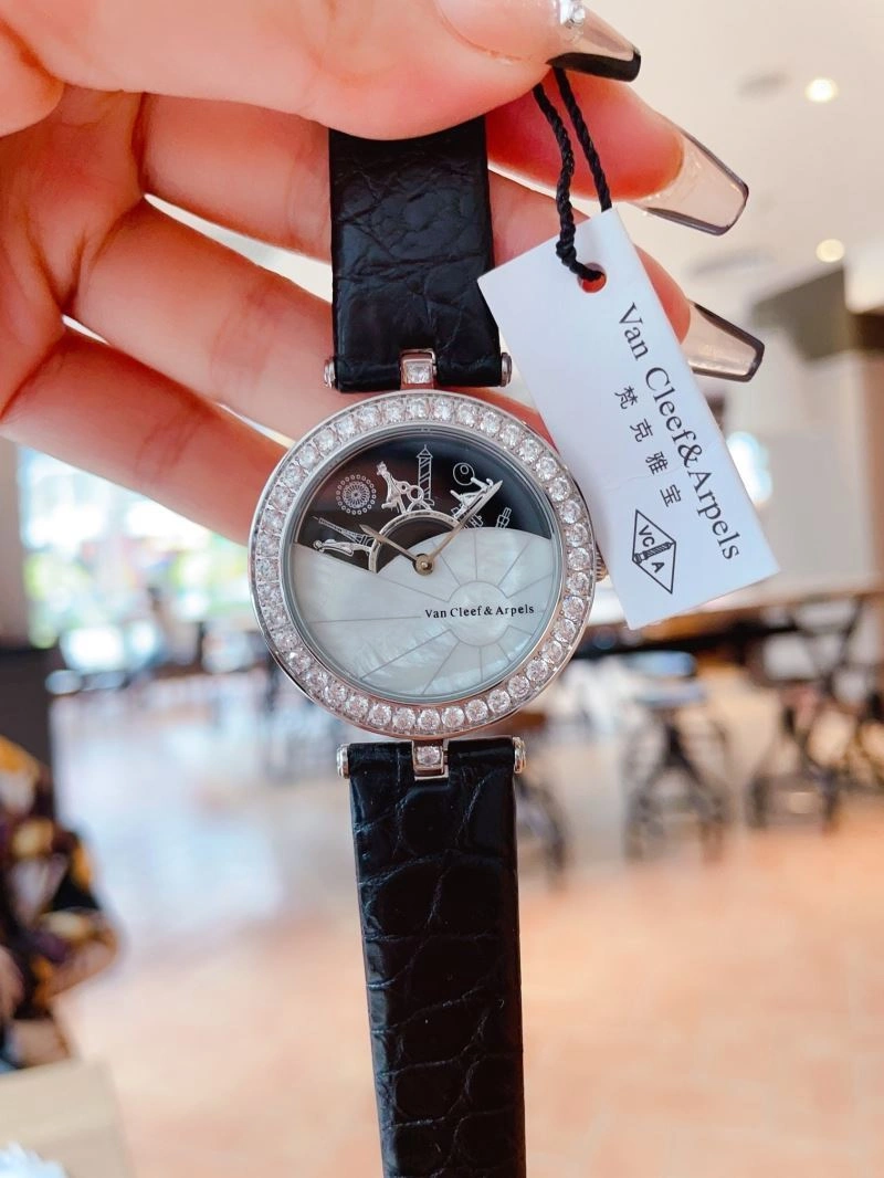 Comfortable VAN CLEEF ARPELS Watches 206874
