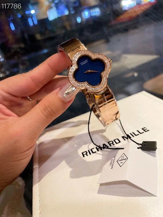 VAN CLEEF ARPELS Watches Stretchable 206882