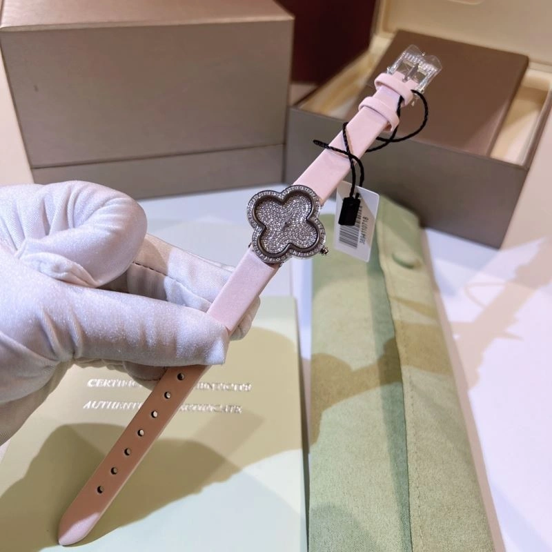 VAN CLEEF ARPELS Watches SmoothTexture 206876