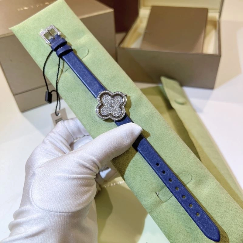 Comfortable VAN CLEEF ARPELS Watches 206871
