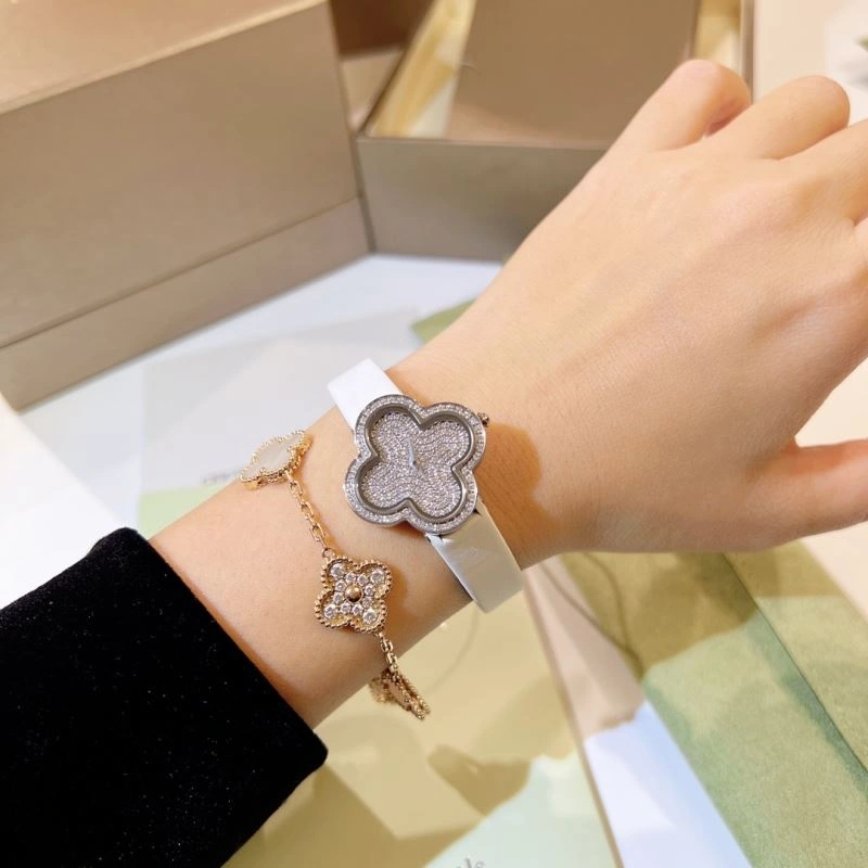 Comfortable VAN CLEEF ARPELS Watches 206871