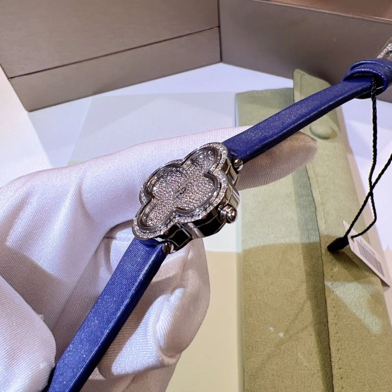 Comfortable VAN CLEEF ARPELS Watches 206871