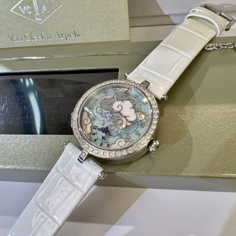 VAN CLEEF ARPELS Watches Casual 206856