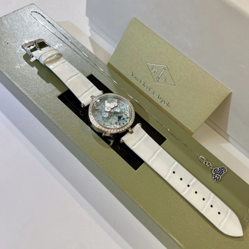 VAN CLEEF ARPELS Watches Casual 206856