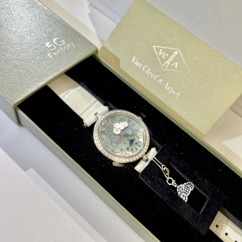 VAN CLEEF ARPELS Watches Casual 206856