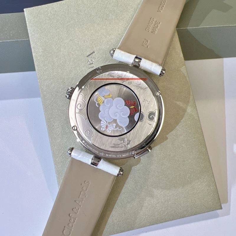 VAN CLEEF ARPELS Watches Casual 206856
