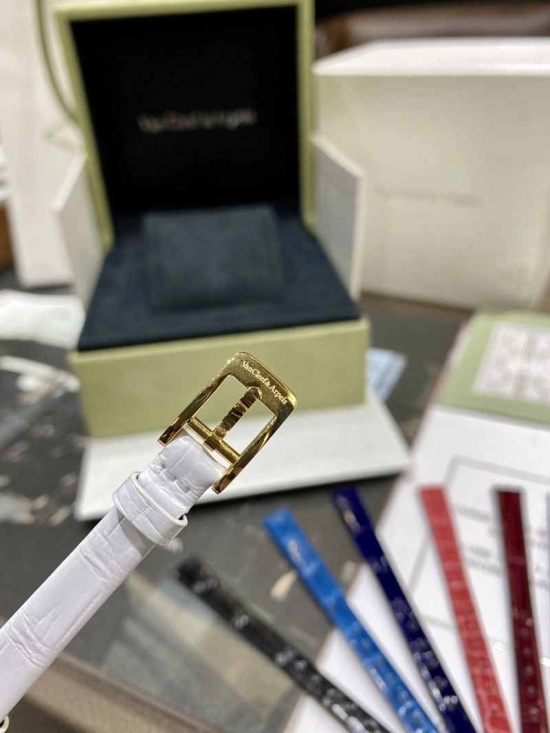 VAN CLEEF ARPELS Watches TravelReady 206851