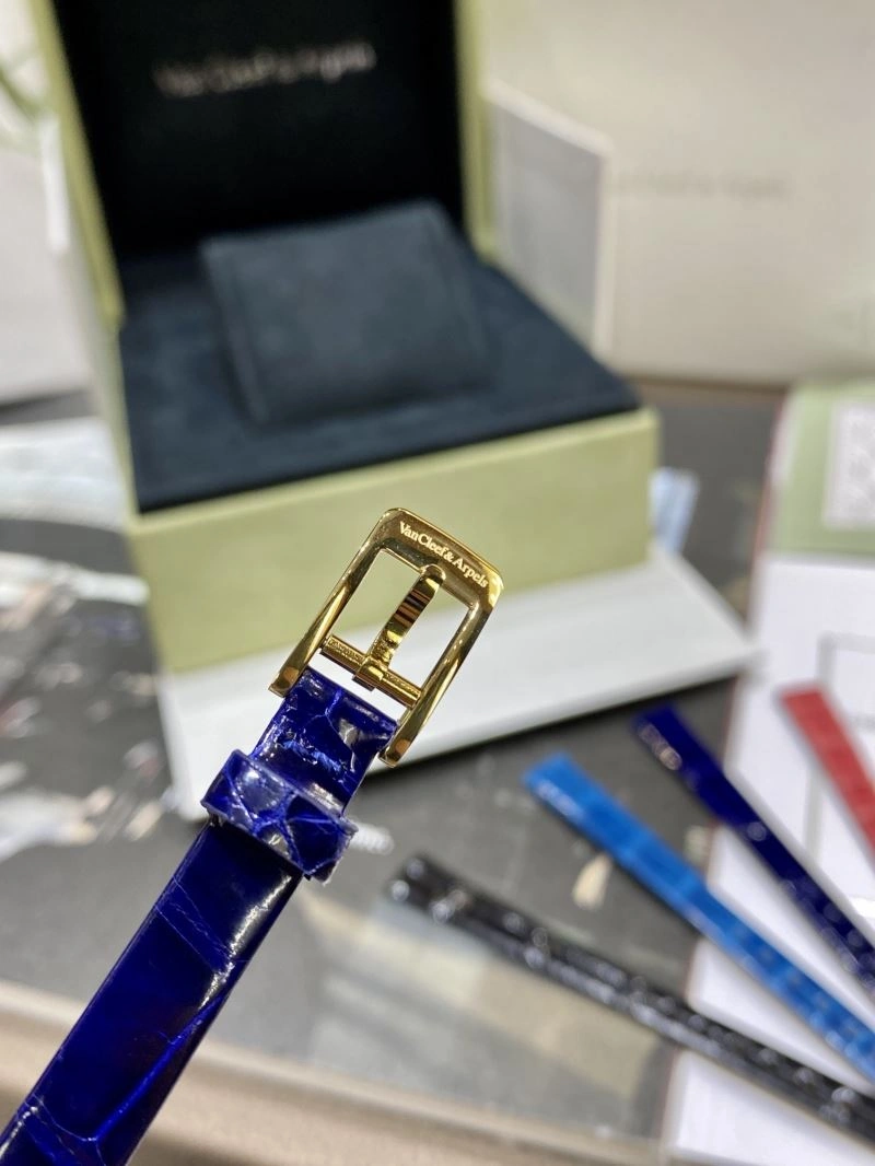 VAN CLEEF ARPELS Watches Comfortable 206849
