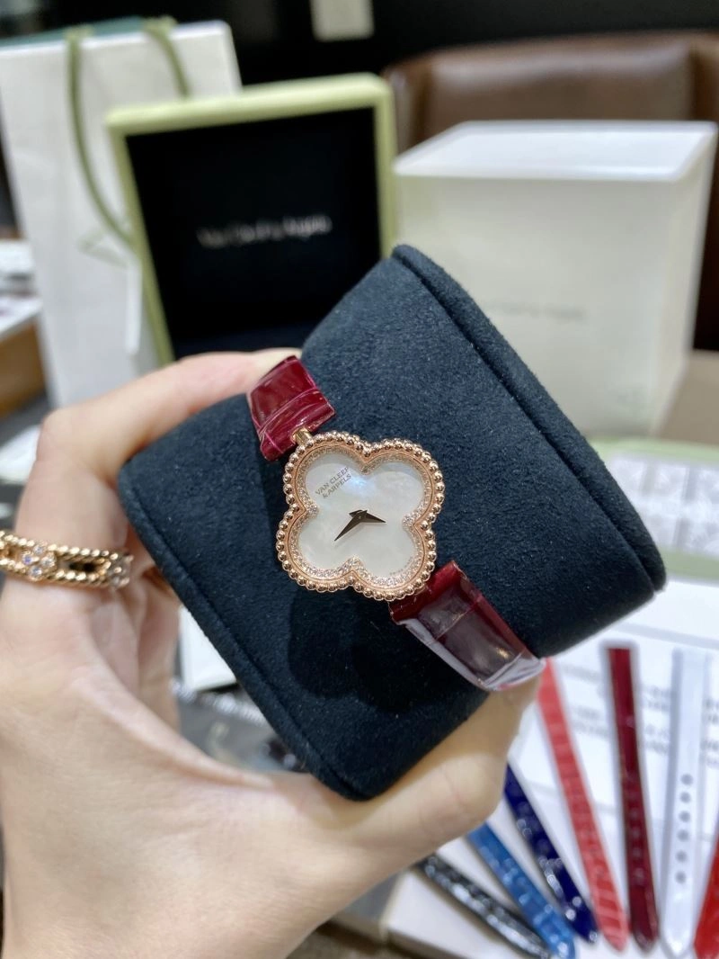 VAN CLEEF ARPELS Watches Breathable 206852