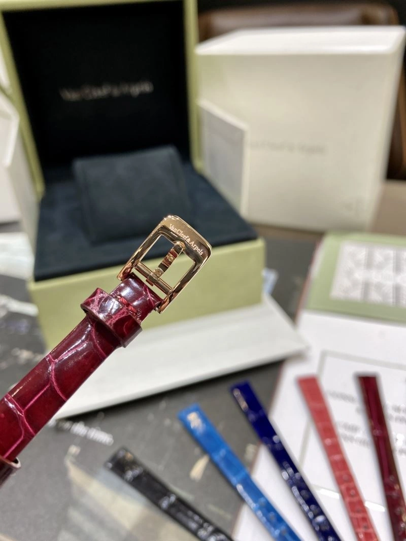 VAN CLEEF ARPELS Watches Breathable 206852
