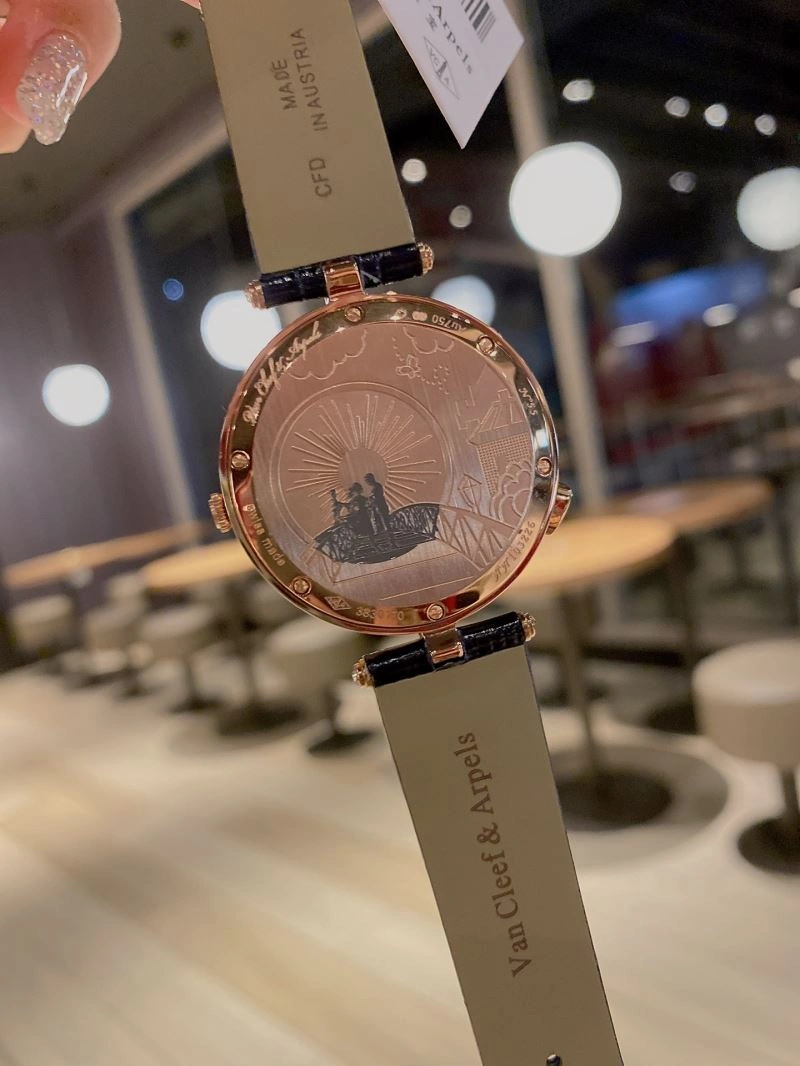 VAN CLEEF ARPELS Watches Sporty 206844