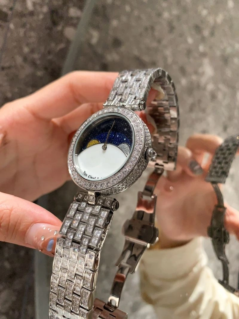 Thermal VAN CLEEF ARPELS Watches 206845