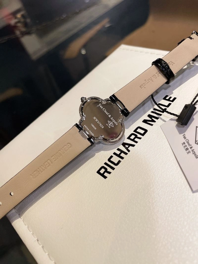 Breathable VAN CLEEF ARPELS Watches 206836