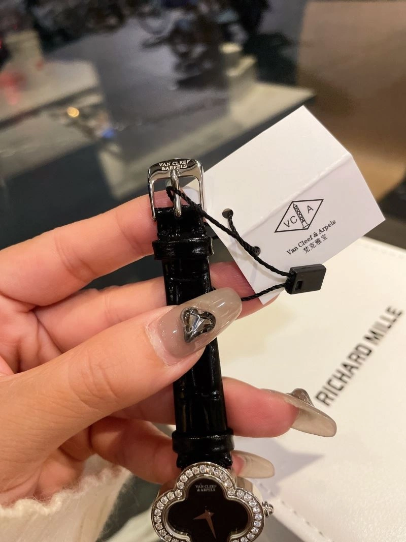 Breathable VAN CLEEF ARPELS Watches 206836