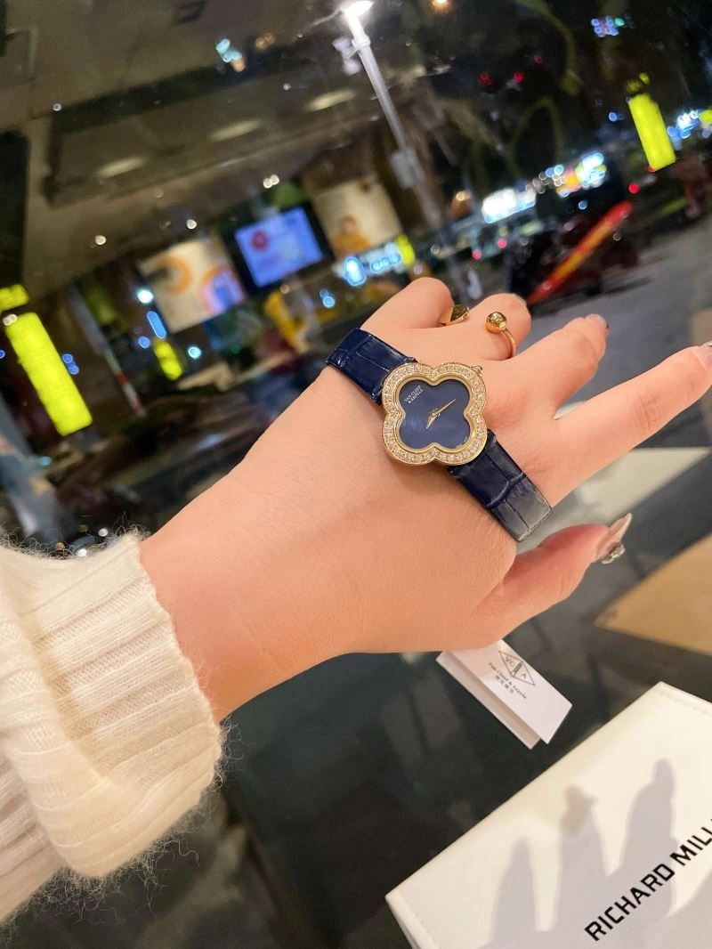 HighPerformance VAN CLEEF ARPELS Watches 206842