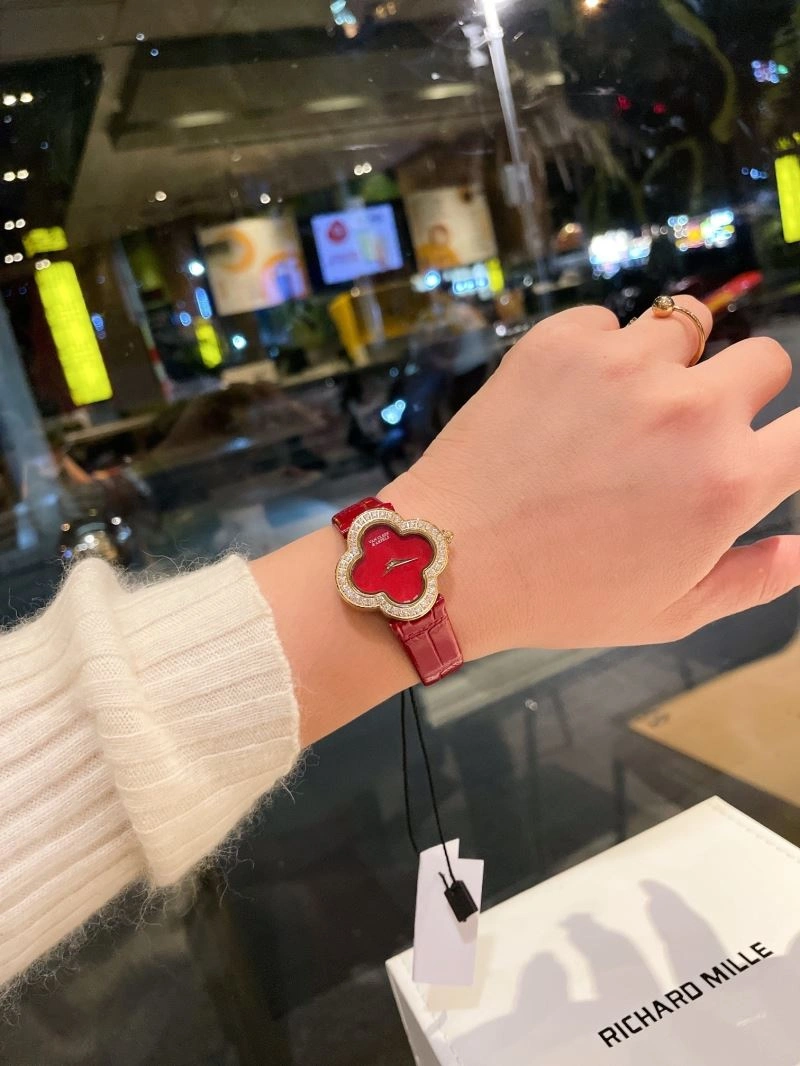 HighPerformance VAN CLEEF ARPELS Watches 206842