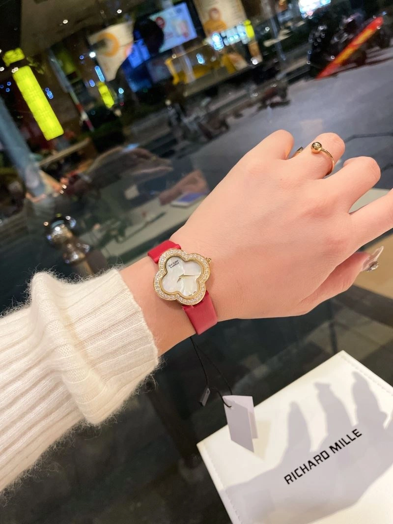 HighPerformance VAN CLEEF ARPELS Watches 206842