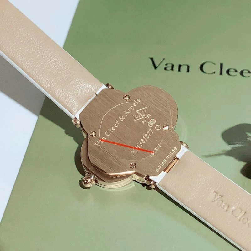 VAN CLEEF ARPELS Watches Sophisticated 206837
