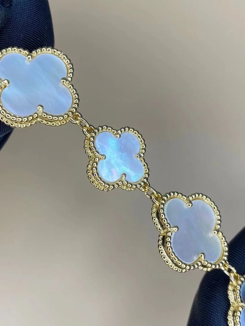 VAN CLEEF ARPELS Watches Compact 206821