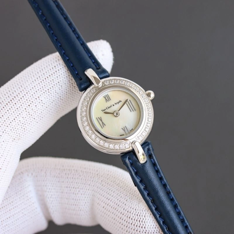 VAN CLEEF ARPELS Watches WaterResistant 206815