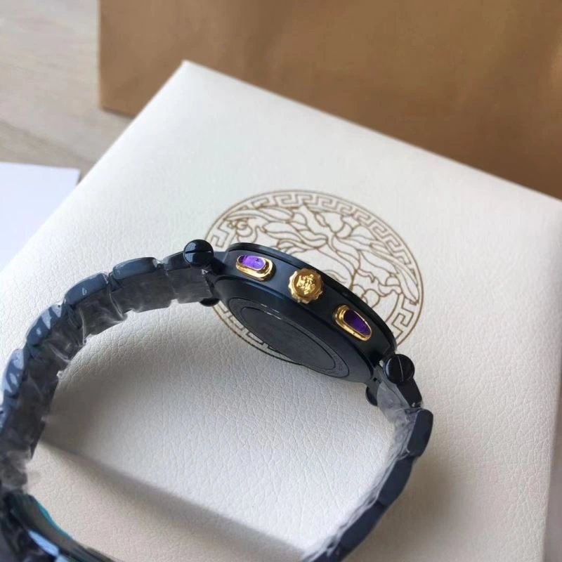 Trendsetting VERSACE Watches 207396