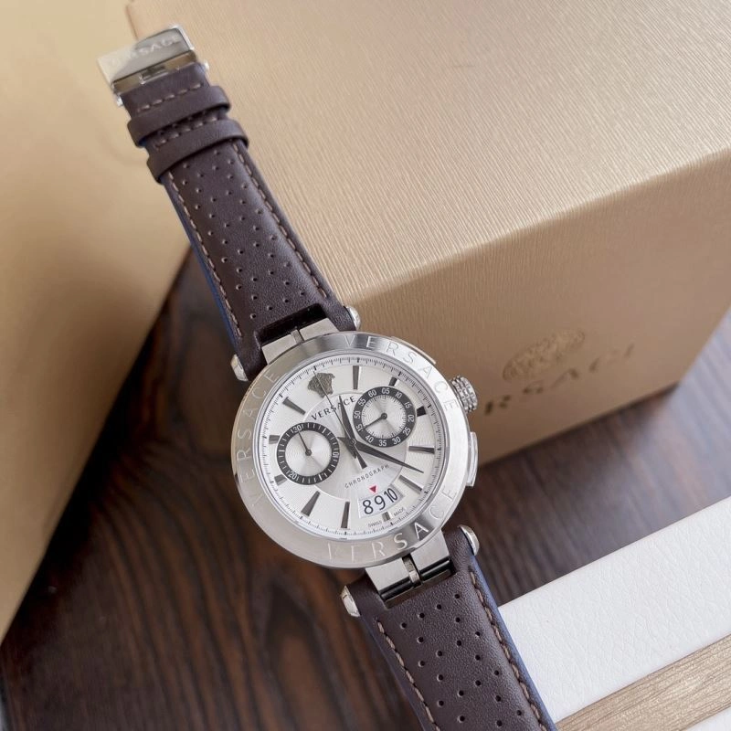Sporty VERSACE Watches 207335