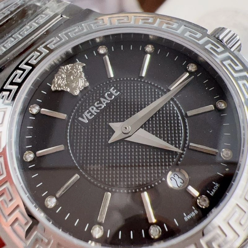 VERSACE Watches Colorful 207313