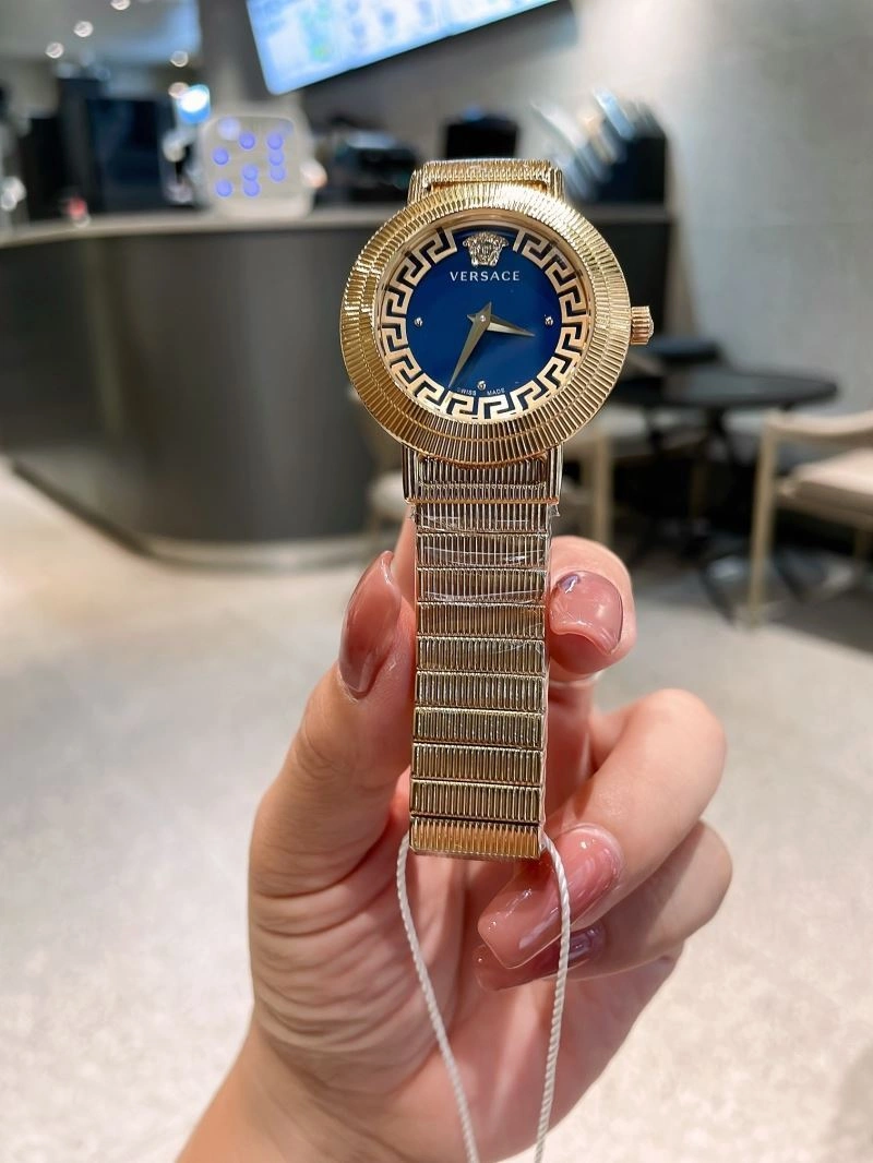 Lightweight VERSACE Watches 207303