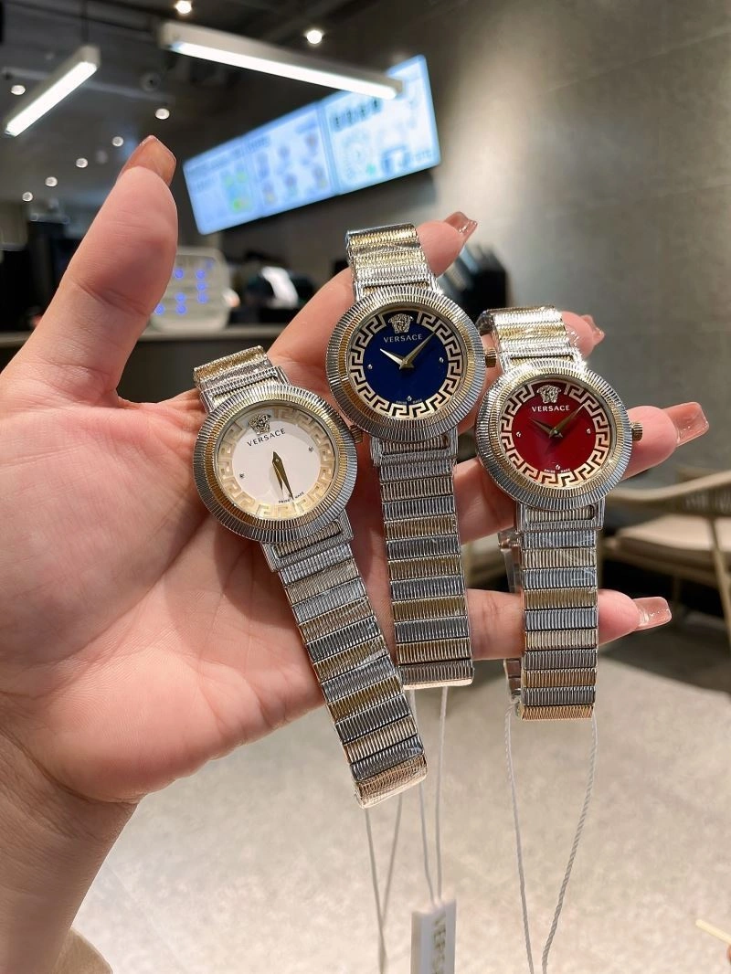 Sleek VERSACE Watches 207301