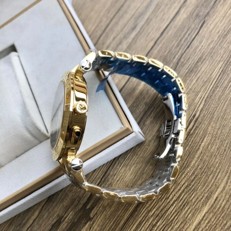 VERSACE Watches Chic 207214