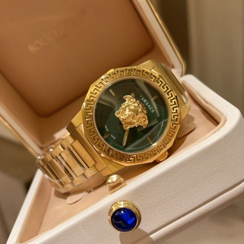 VERSACE Watches BestValue 207135
