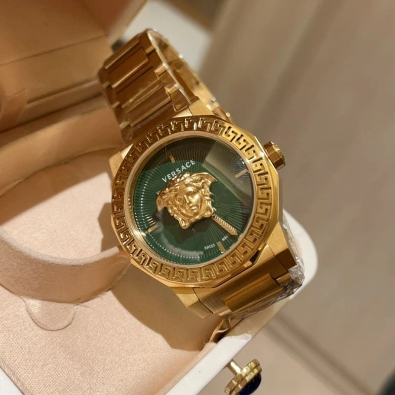 VERSACE Watches BestValue 207135