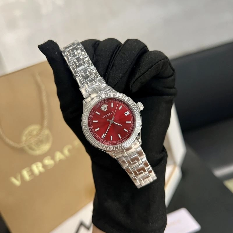 VERSACE Watches Elegant 207113