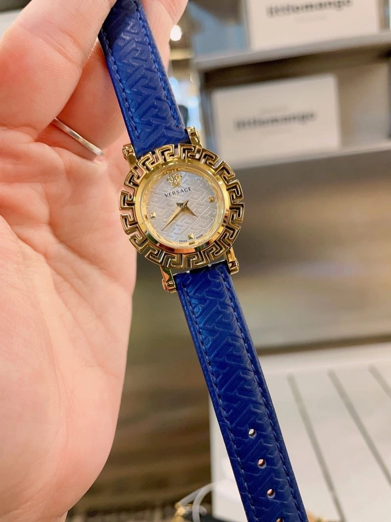 VERSACE Watches Affordable 207110