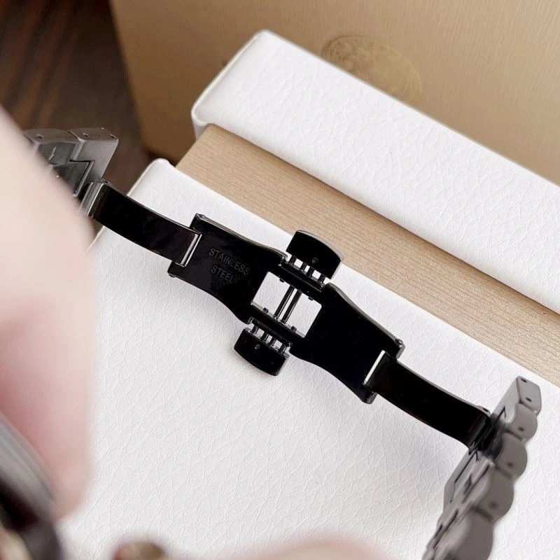 Durable VERSACE Watches 207099