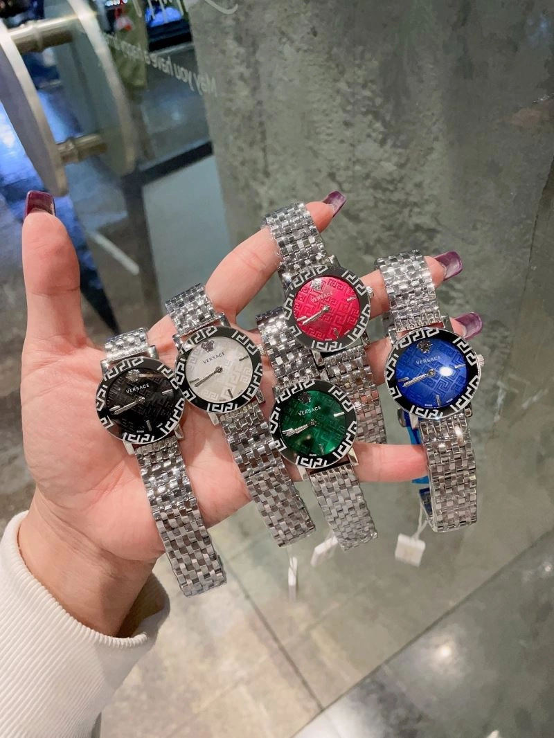 VERSACE Watches TimelessDesign 207184