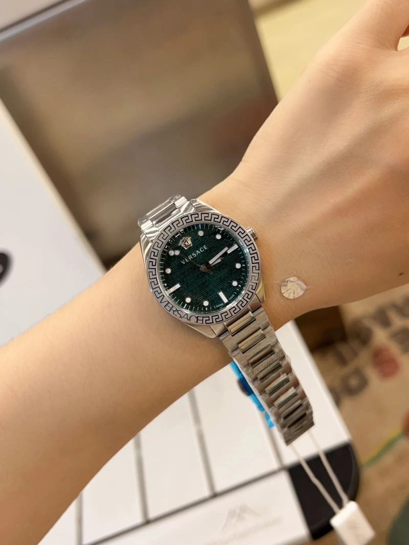 SoftTouch VERSACE Watches 207182